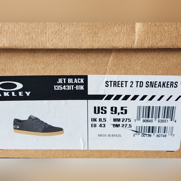Oakley mens street 2 TD sneakers.  Blk size 9.5 new with box - Picture 8 of 10